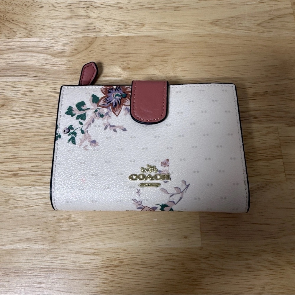 Coach Medium Cornerzip Floral Pink Wallet